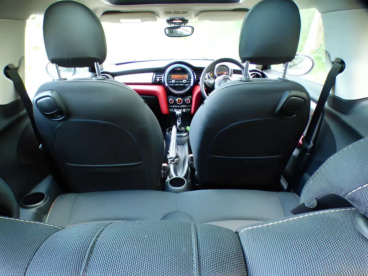 Used 2014 MINI Hatch Cooper White - Interior and Exterior details 20