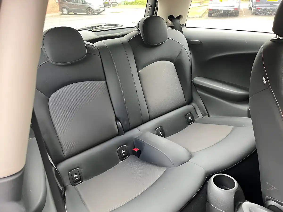 Used 2014 MINI Hatch Cooper White - Interior and Exterior details 13