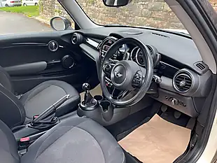 Used 2014 MINI Hatch Cooper White - Interior and Exterior details 15