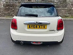 Used 2014 MINI Hatch Cooper White - Interior and Exterior details 6