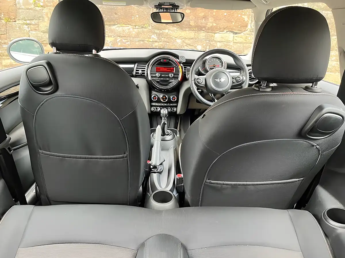 Used 2014 MINI Hatch Cooper White - Interior and Exterior details 9