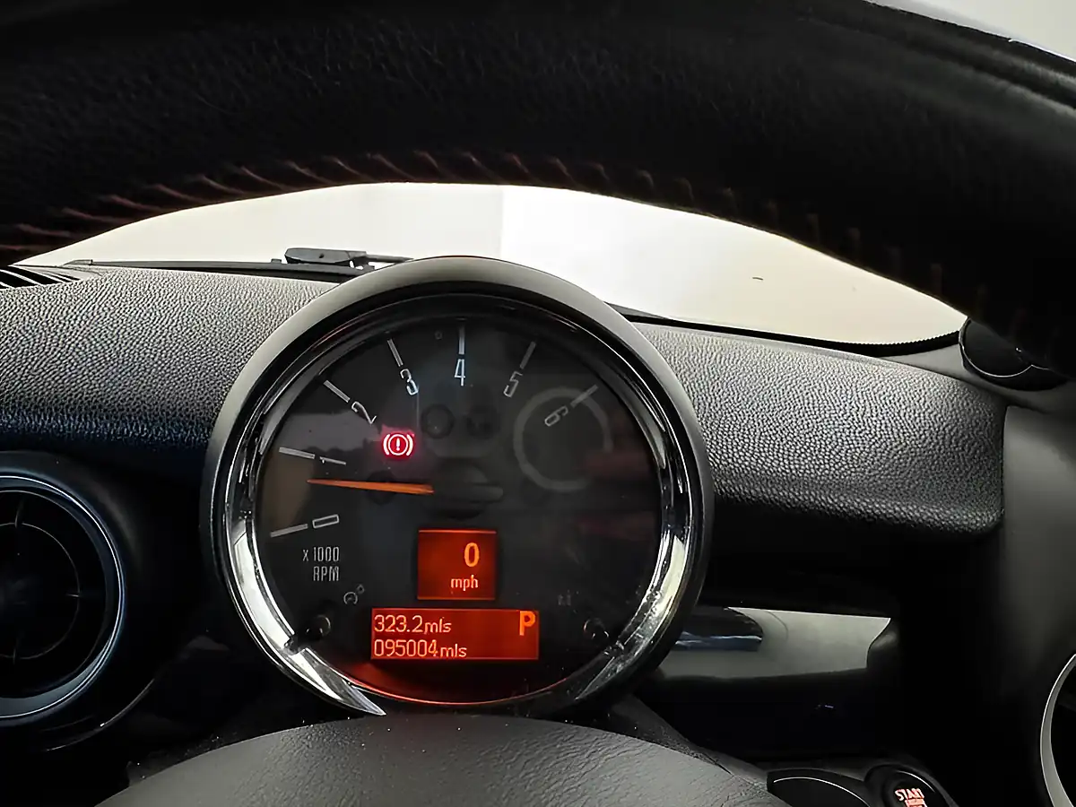 Used 2014 MINI Hatch John Cooper Works Black - Interior and Exterior details 15