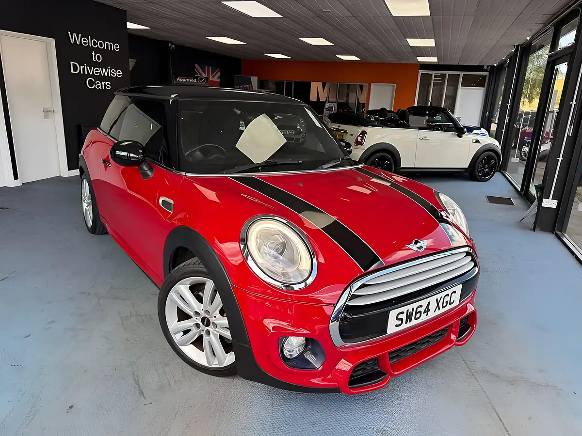 Used 2014 MINI Hatch John Cooper Works Sports Pack Red - Front View