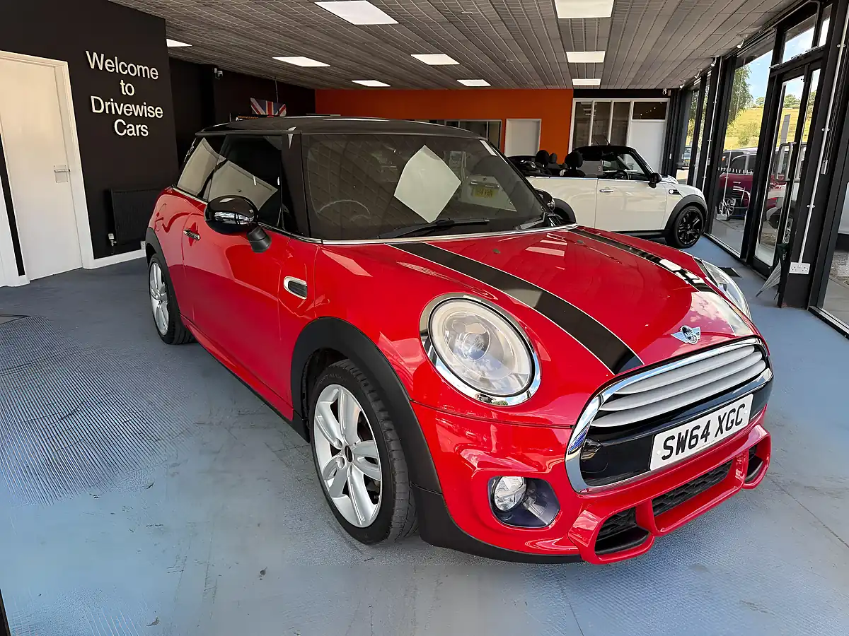 Used 2014 MINI Hatch John Cooper Works Sports Pack Red - Interior and Exterior details 2