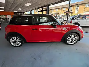 Used 2014 MINI Hatch John Cooper Works Sports Pack Red - Interior and Exterior details 3