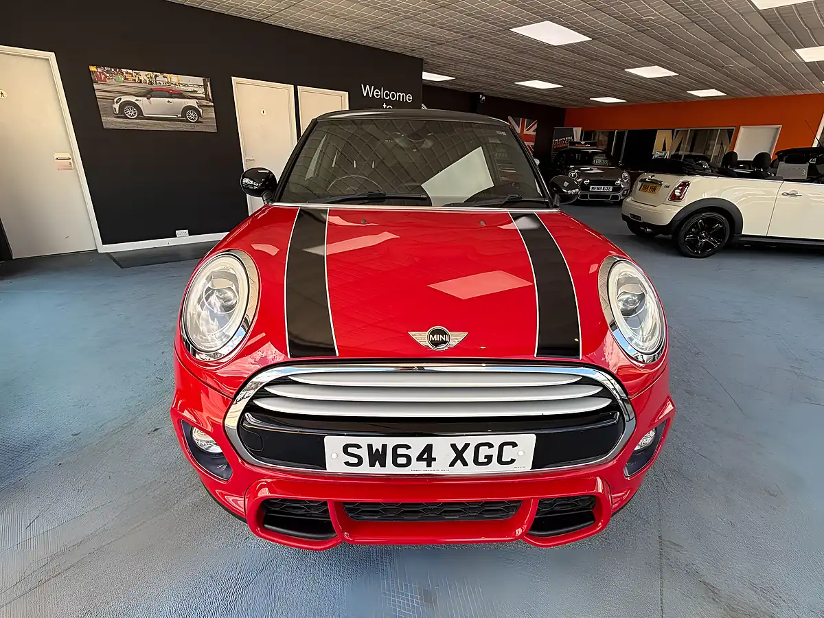 Used 2014 MINI Hatch John Cooper Works Sports Pack Red - Interior and Exterior details 4