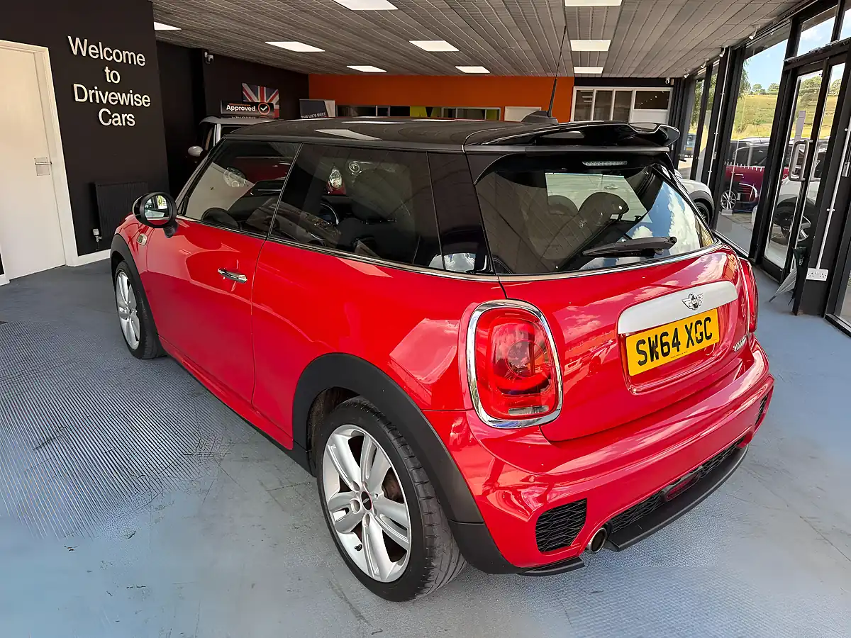 Used 2014 MINI Hatch John Cooper Works Sports Pack Red - Interior and Exterior details 7