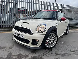 Used 2014 MINI Hatch John Cooper Works White - Interior and Exterior details 12