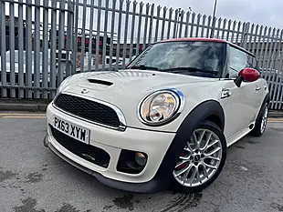 Used 2014 MINI Hatch John Cooper Works White - Interior and Exterior details 13