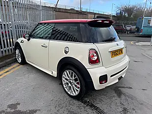 Used 2014 MINI Hatch John Cooper Works White - Interior and Exterior details 15