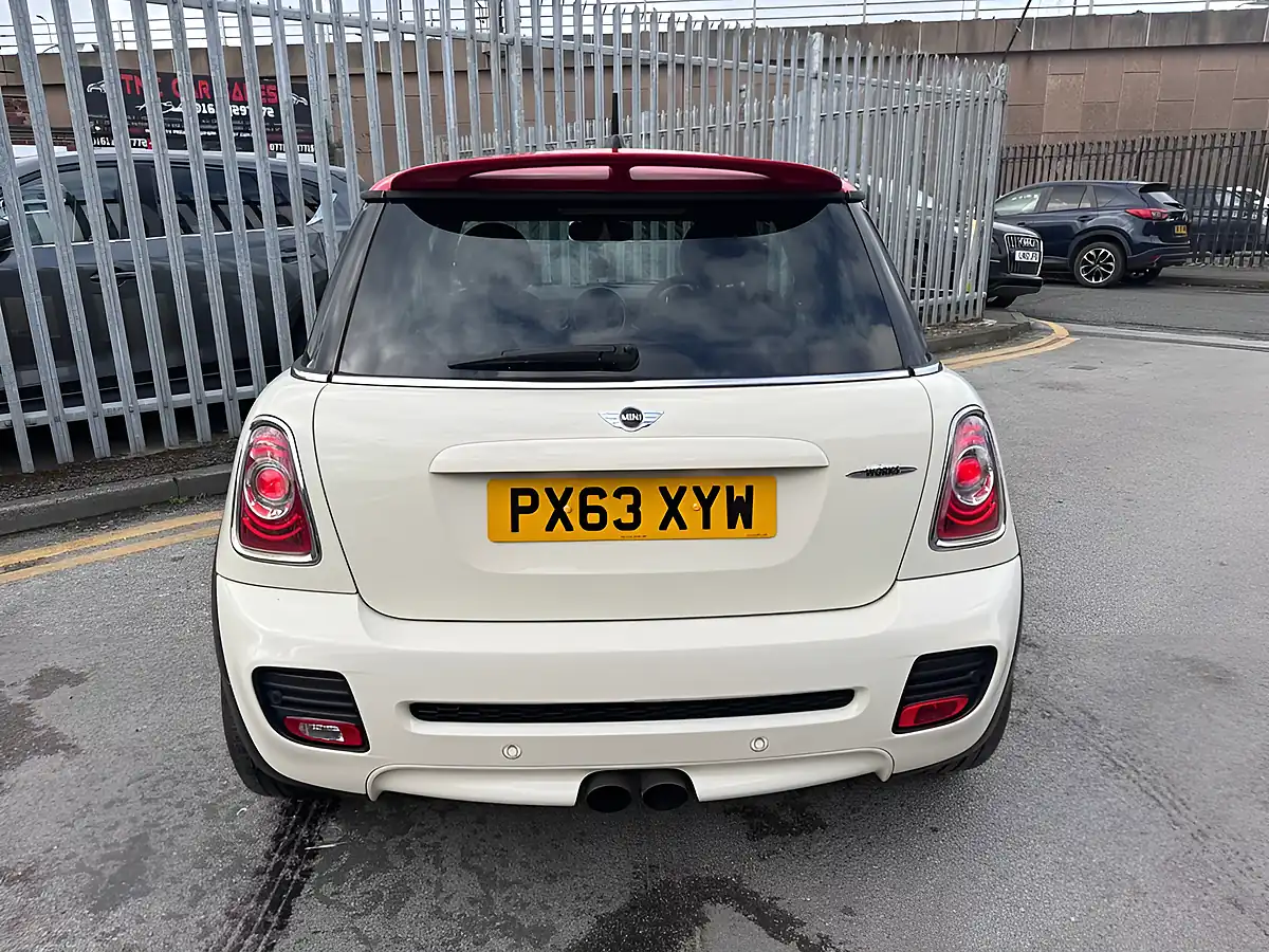 Used 2014 MINI Hatch John Cooper Works White - Interior and Exterior details 16