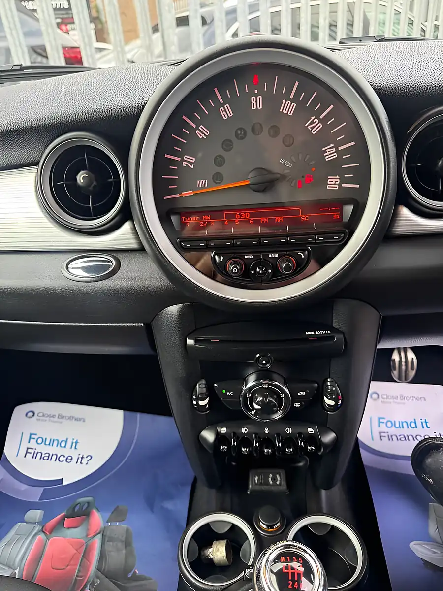 Used 2014 MINI Hatch John Cooper Works White - Interior and Exterior details 18
