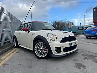 Used 2014 MINI Hatch John Cooper Works White - Interior and Exterior details 5