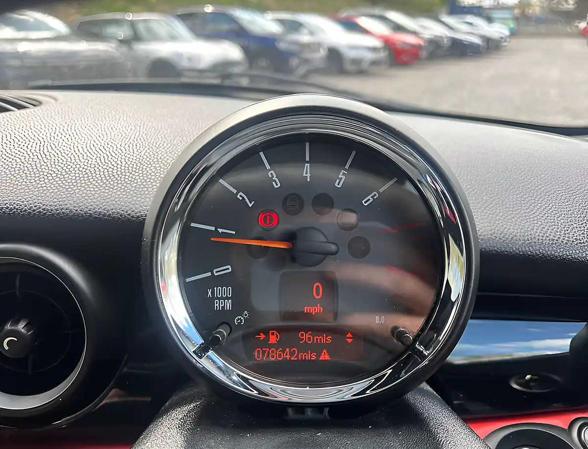 Used 2014 MINI Hatch John Cooper Works White Silver - Interior and Exterior details 13