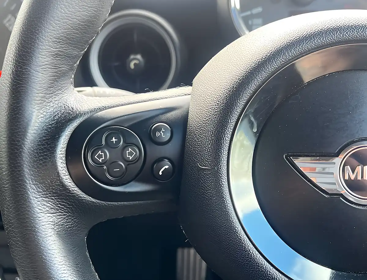 Used 2014 MINI Hatch John Cooper Works White Silver - Interior and Exterior details 14