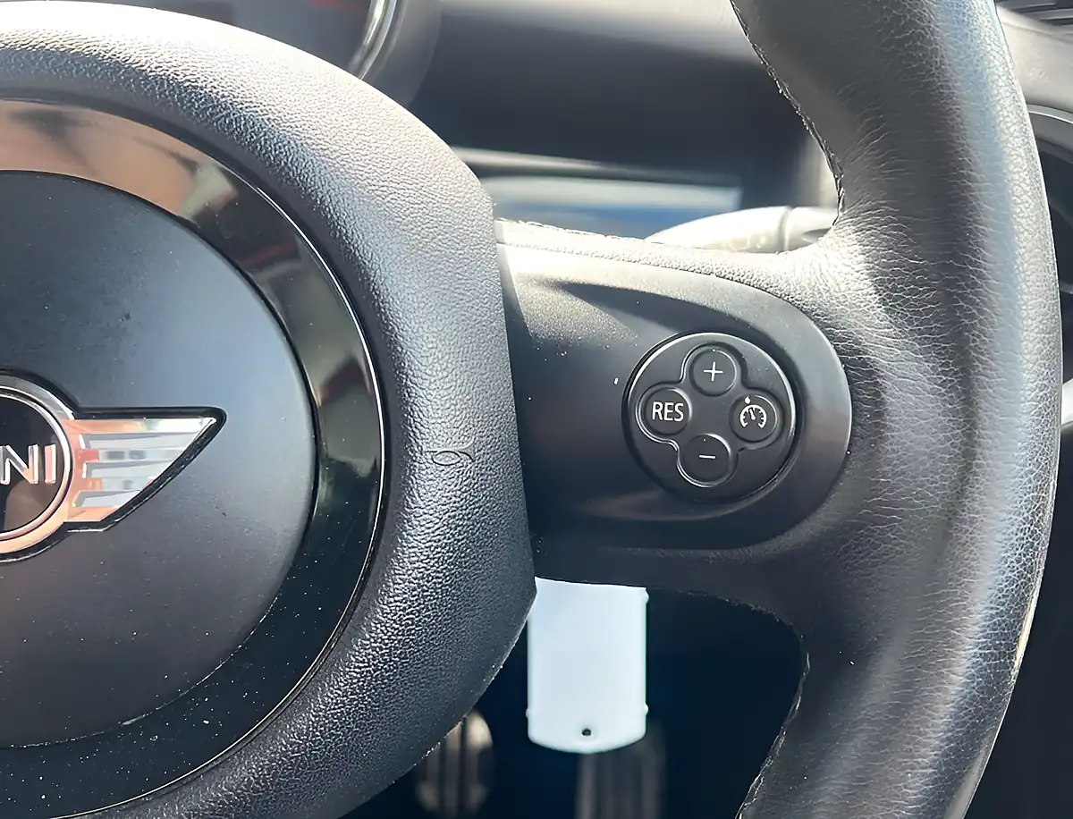 Used 2014 MINI Hatch John Cooper Works White Silver - Interior and Exterior details 15