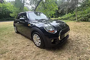 Used 2014 MINI Hatch One Black - Interior and Exterior details 2
