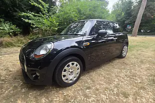 Used 2014 MINI Hatch One Black - Interior and Exterior details 3