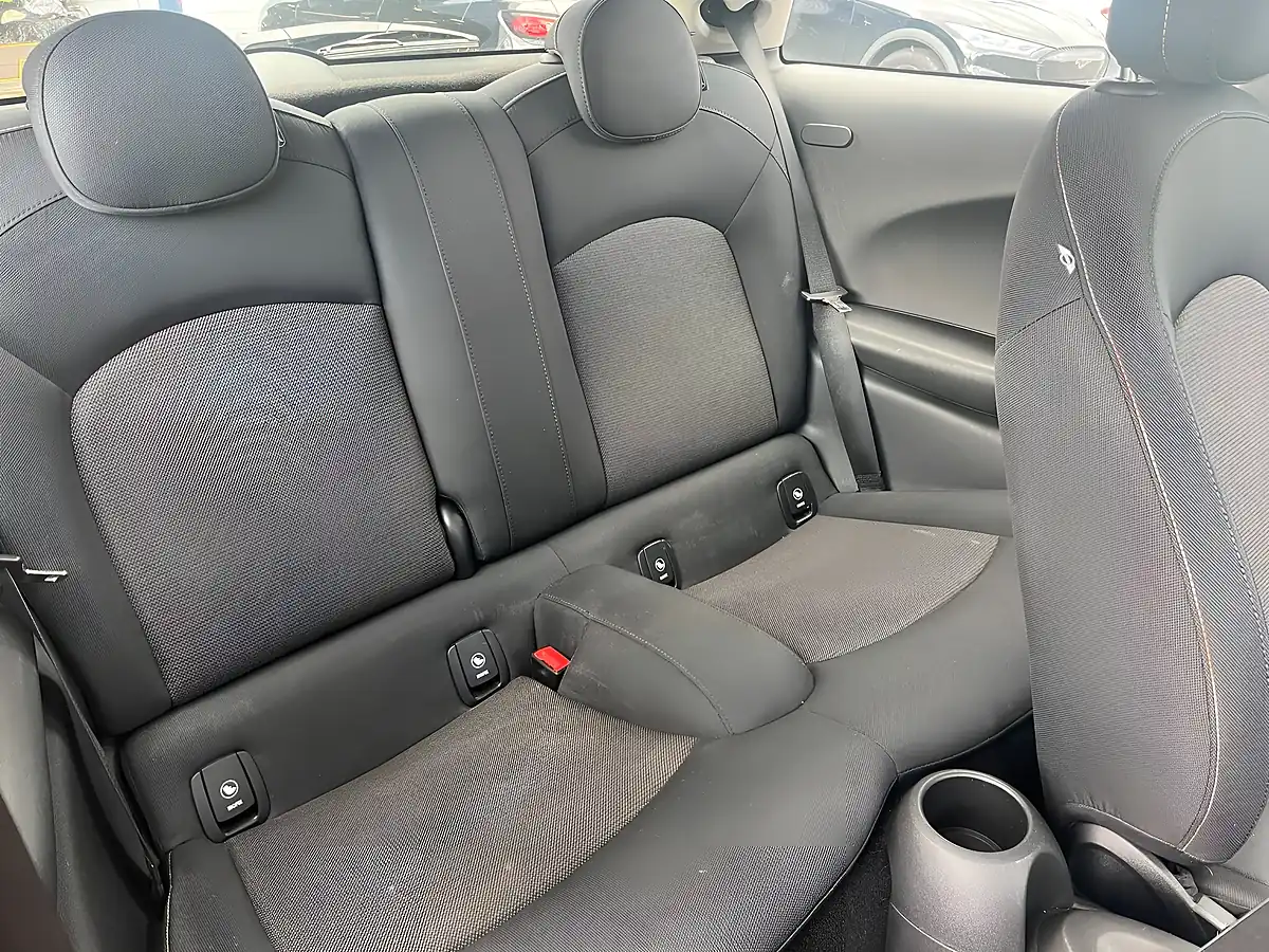 Used 2014 MINI Hatch One Brown - Interior and Exterior details 12