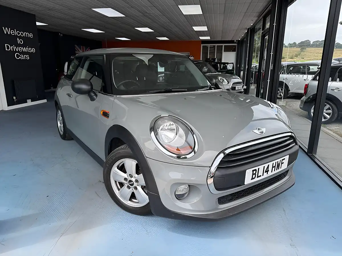 Used 2014 MINI Hatch One Grey - Front View