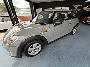Used 2014 MINI Hatch One Grey - Interior and Exterior details 5