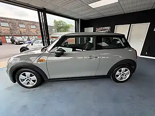 Used 2014 MINI Hatch One Grey - Interior and Exterior details 6