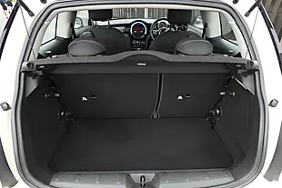 Used 2014 MINI Hatch One Pepper White - Interior and Exterior details 12
