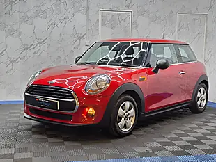 Used 2014 MINI Hatch One Red - Interior and Exterior details 3