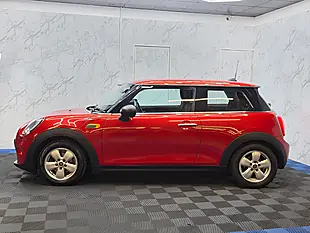 Used 2014 MINI Hatch One Red - Interior and Exterior details 6