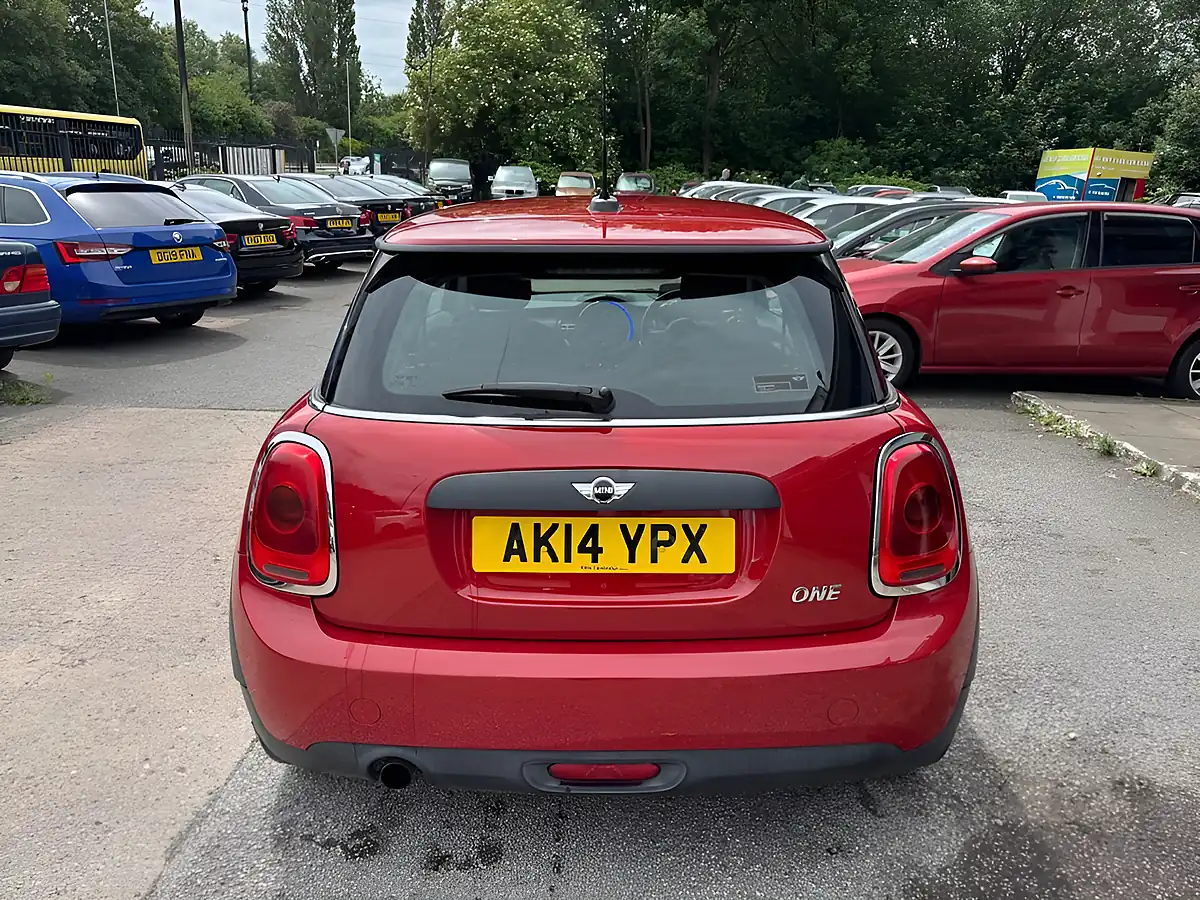 Used 2014 MINI Hatch One Red - Interior and Exterior details 5
