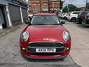 Used 2014 MINI Hatch One Red - Interior and Exterior details 7