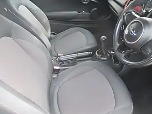 Used 2014 MINI One Blue - Interior and Exterior details 8