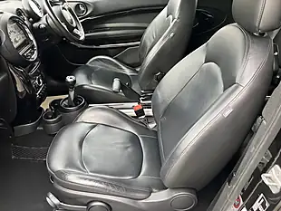 Used 2014 MINI Paceman Chili Ii Pack Absolute Black Metallic - Interior and Exterior details 13