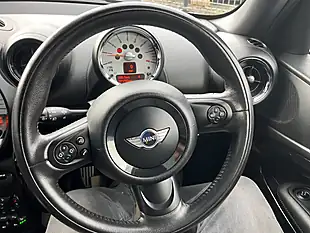 Used 2014 MINI Paceman Chili Ii Pack Absolute Black Metallic - Interior and Exterior details 20