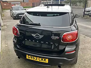 Used 2014 MINI Paceman Chili Ii Pack Absolute Black Metallic - Interior and Exterior details 6