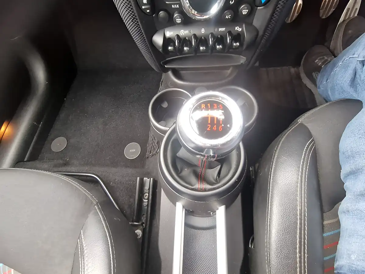 Used 2014 MINI Paceman Cooper S Blue - Interior and Exterior details 16