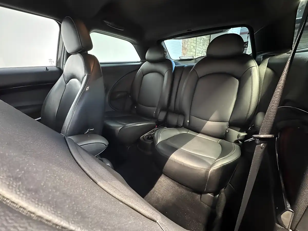 Used 2014 MINI Paceman Cooper S Grey - Interior and Exterior details 10
