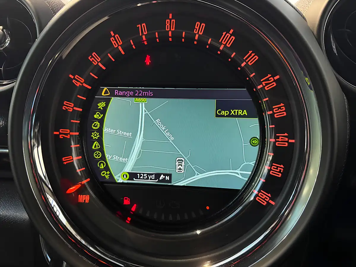 Used 2014 MINI Paceman Cooper S Grey - Interior and Exterior details 13