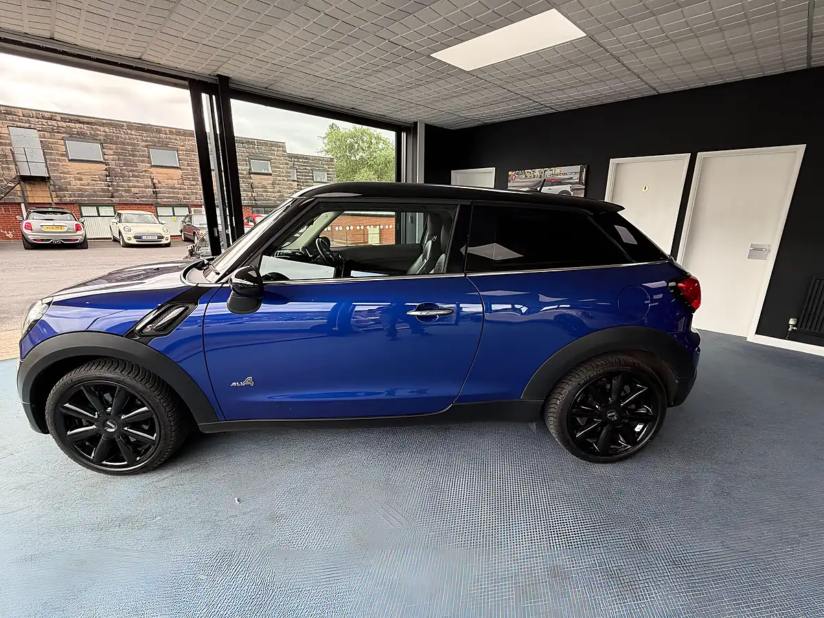 Used 2014 MINI Paceman Cooper Sd ALL4 Blue - Interior and Exterior details 6