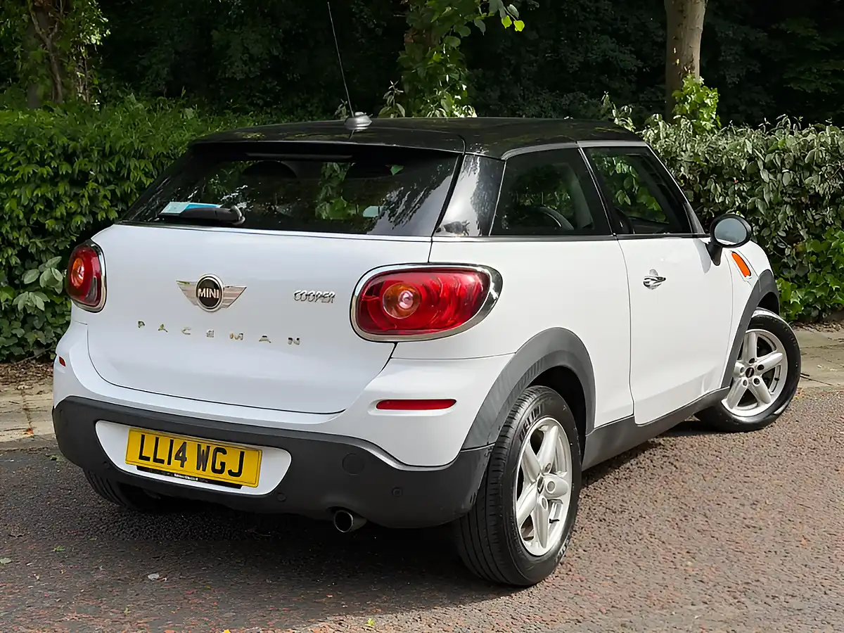 Used 2014 MINI Paceman Cooper White - Interior and Exterior details 6