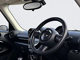 Used 2014 MINI Paceman Cooper White - Interior and Exterior details 9