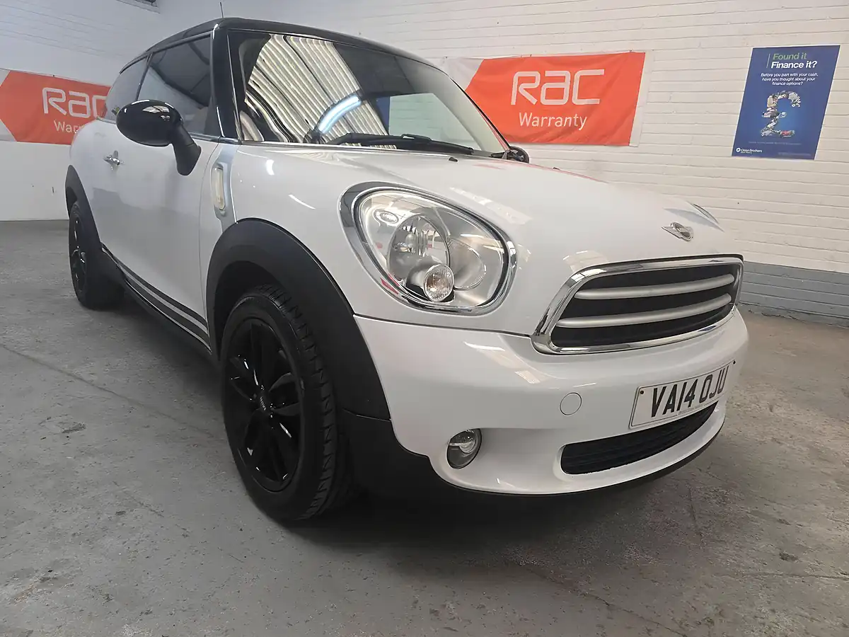 Used 2014 MINI Paceman Cooper White - Interior and Exterior details 3