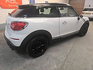Used 2014 MINI Paceman Cooper White - Interior and Exterior details 9