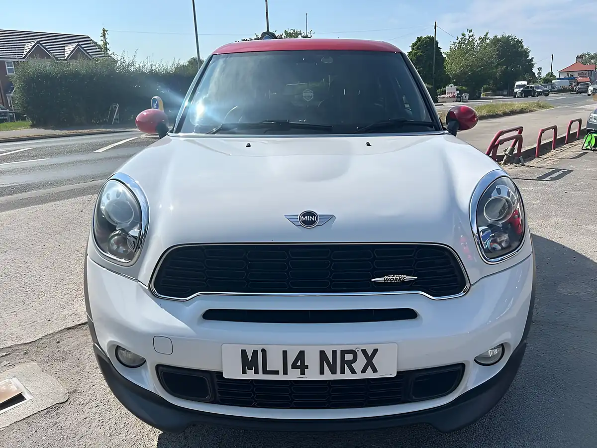 Used 2014 MINI Paceman John Cooper Works White - Interior and Exterior details 14