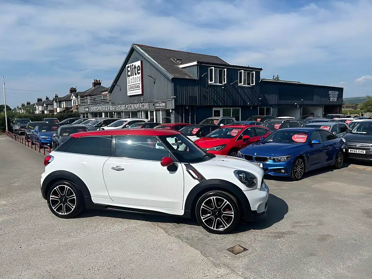 Used 2014 MINI Paceman John Cooper Works White - Interior and Exterior details 2