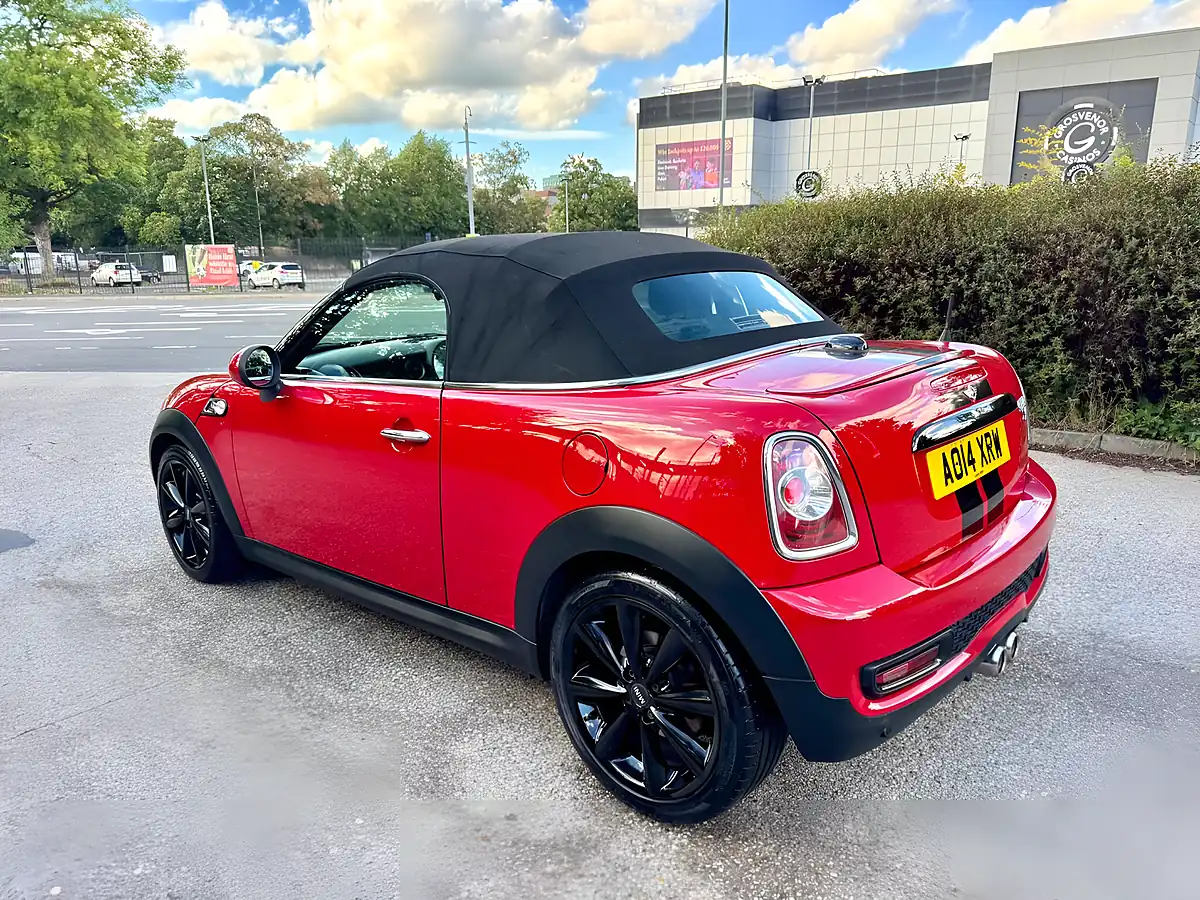 Used 2014 MINI Roadster Chilli Pack Red - Interior and Exterior details 11