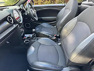 Used 2014 MINI Roadster Chilli Pack Red - Interior and Exterior details 12