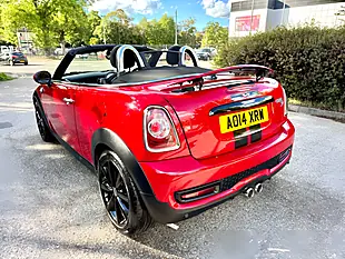 Used 2014 MINI Roadster Chilli Pack Red - Interior and Exterior details 5