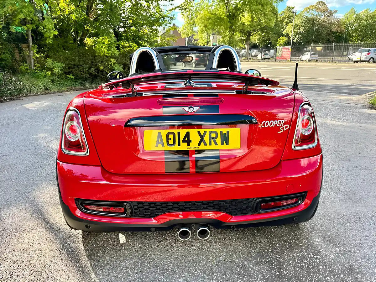 Used 2014 MINI Roadster Chilli Pack Red - Interior and Exterior details 6