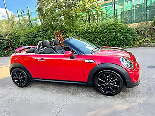 Used 2014 MINI Roadster Chilli Pack Red - Interior and Exterior details 8